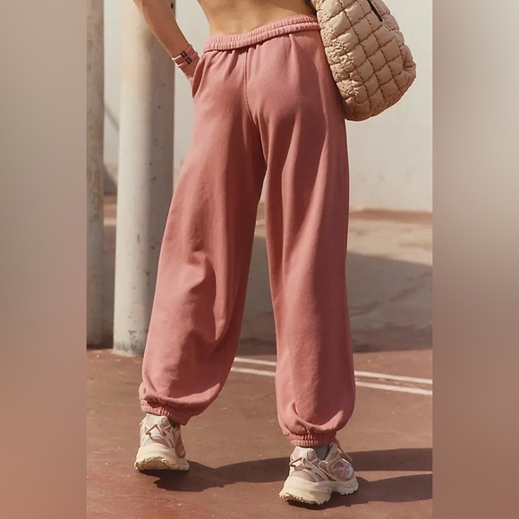 NWT Free People All Star Pants Sweatpants Joggers in Petal Pink - Picture 4 of 9
